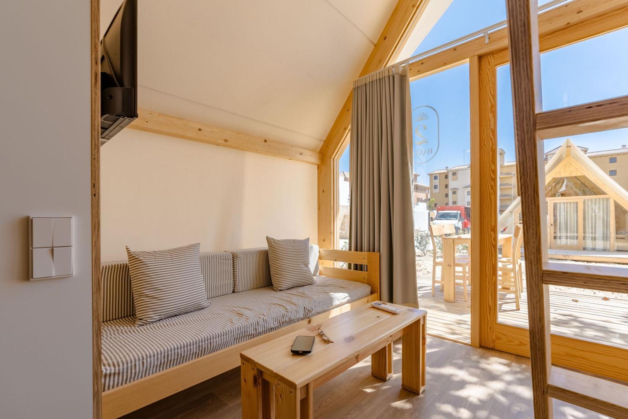 Costa Del Sol Glamping Village Fuengirola Ngoại thất bức ảnh