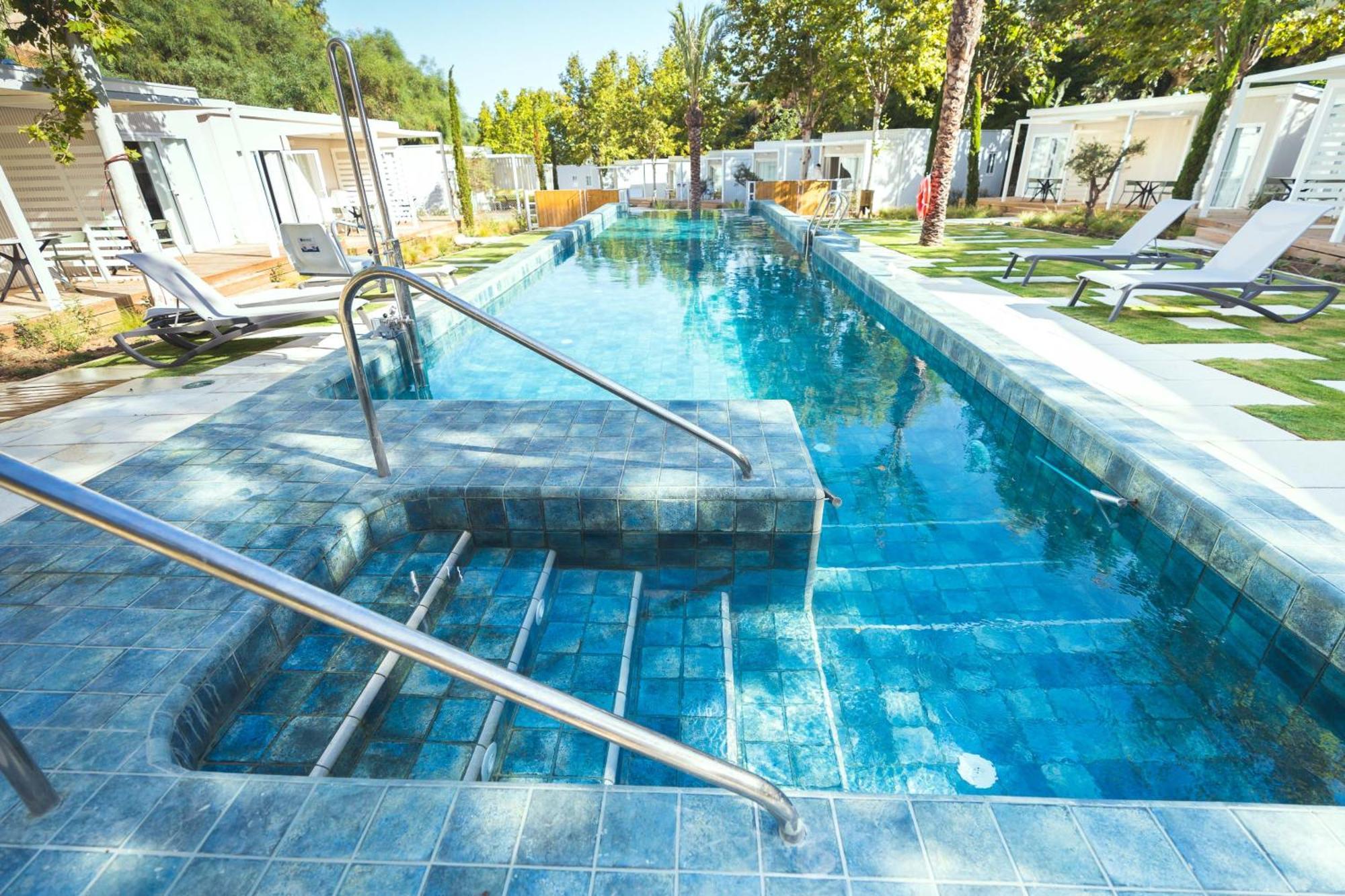 Costa Del Sol Glamping Village Fuengirola Ngoại thất bức ảnh